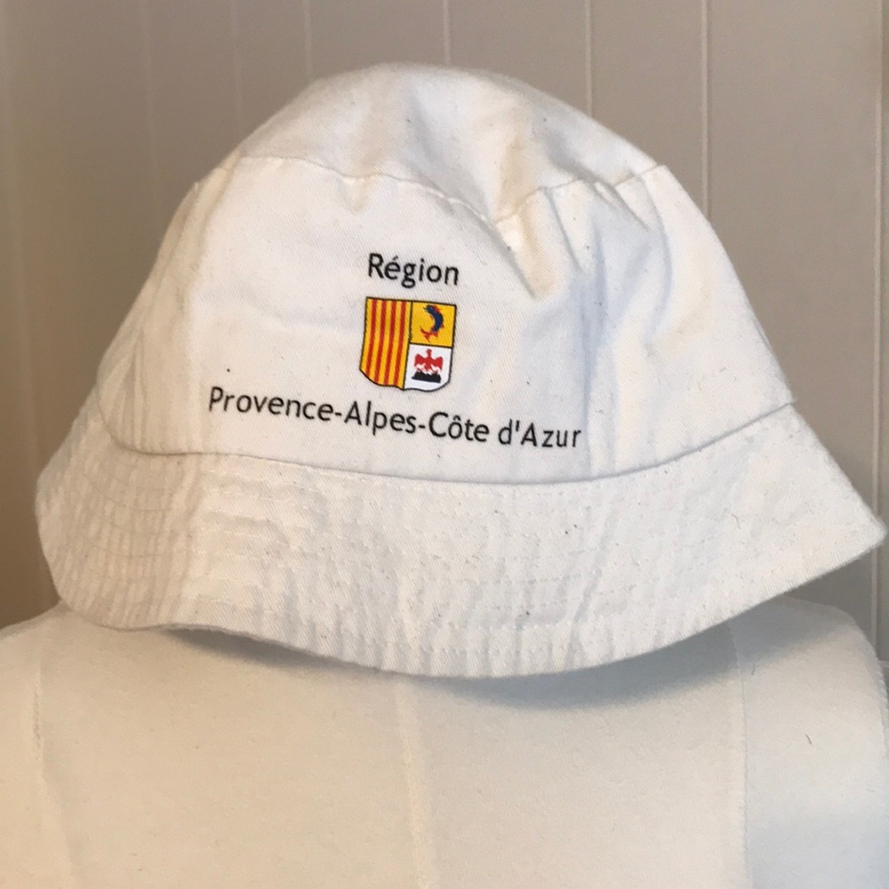 Provence-Alpes-Cote d’Azur hat